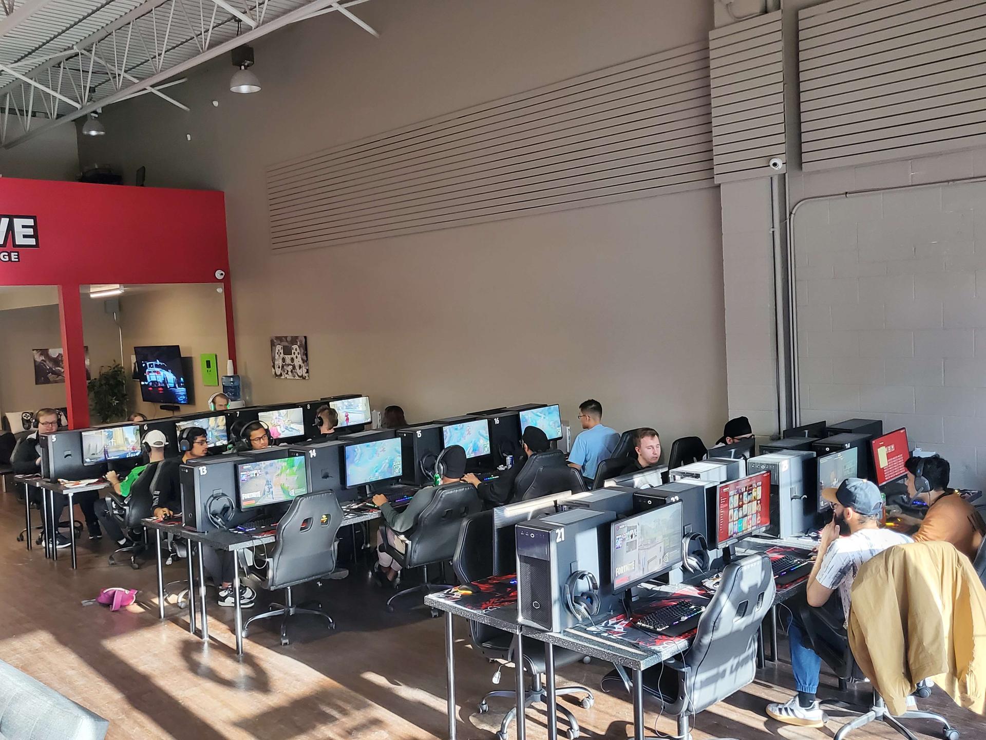 Group of members at the gaming lounge